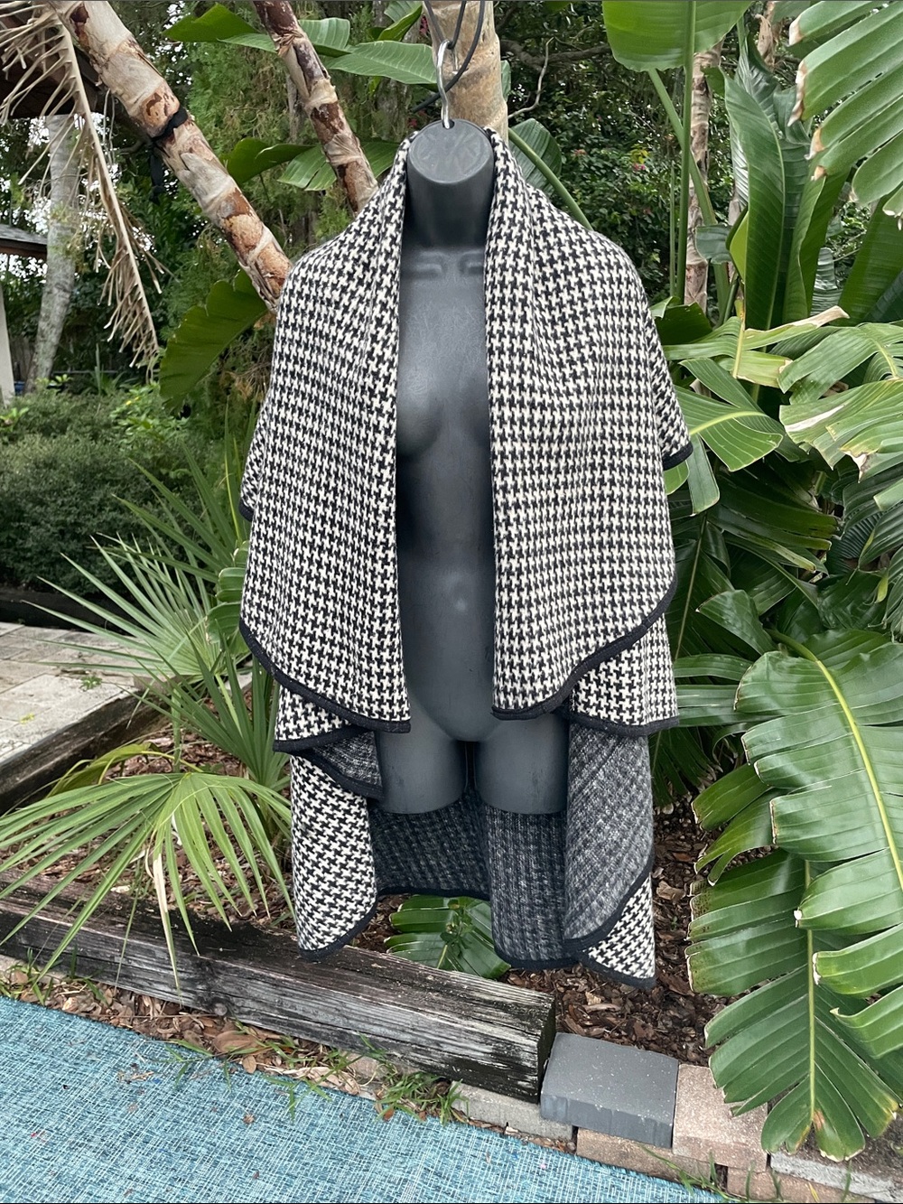 hound tooth reversible cape vest Shaw